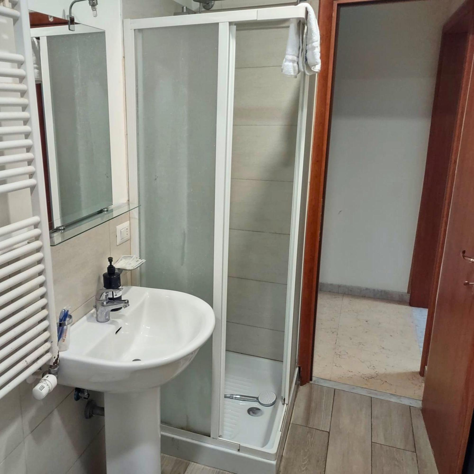 St. Anthony Guest House روما المظهر الخارجي الصورة